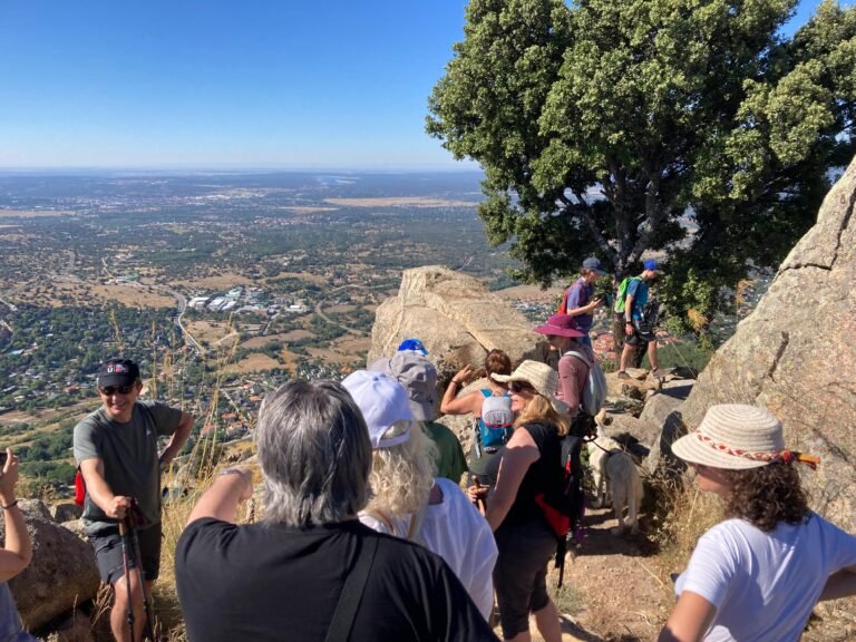 Paseo segundo aniversario Cerro del Castillo